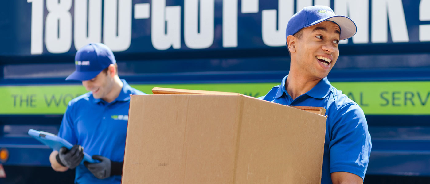 1800-GOT-JUNK? team removing junk